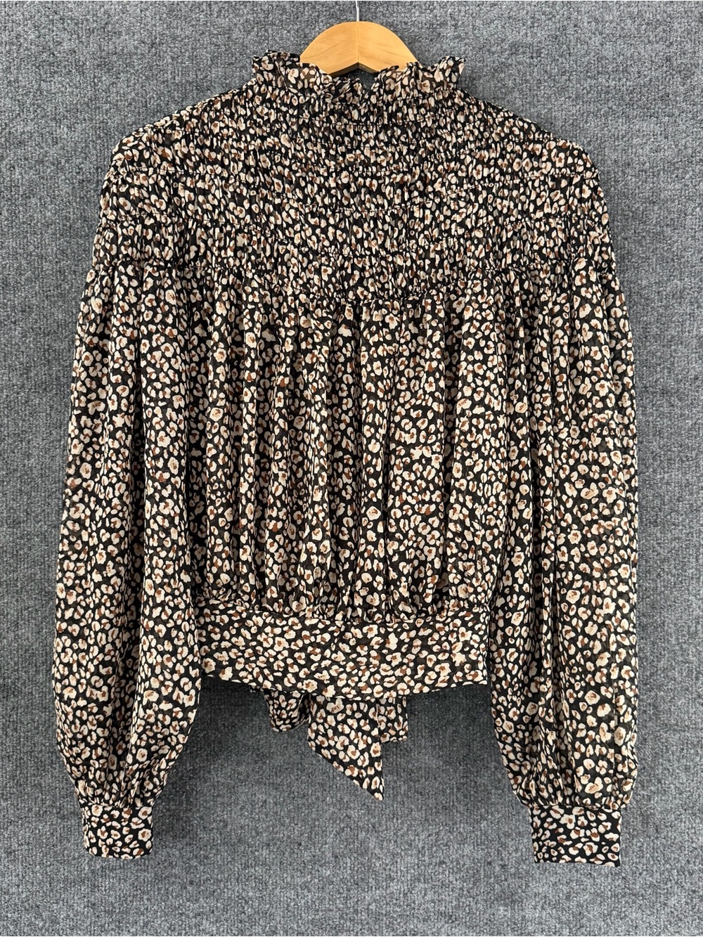 Bardot Womens Long Puff Sleeve Animal Print Top Size 6 Small Smocked Tie Back